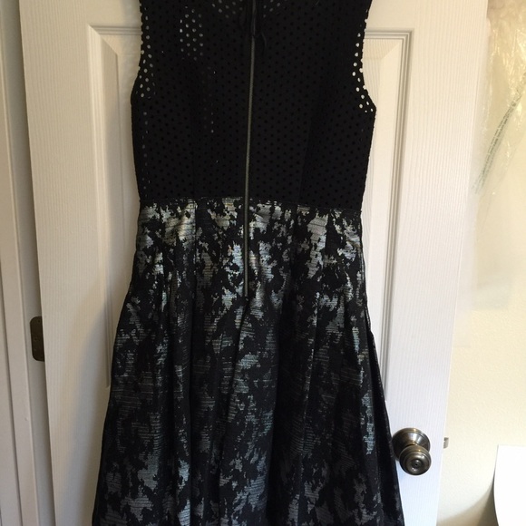 TRACY REESE Size 6 NWT Women’s Black/Silver Dress - Picture 5 of 8